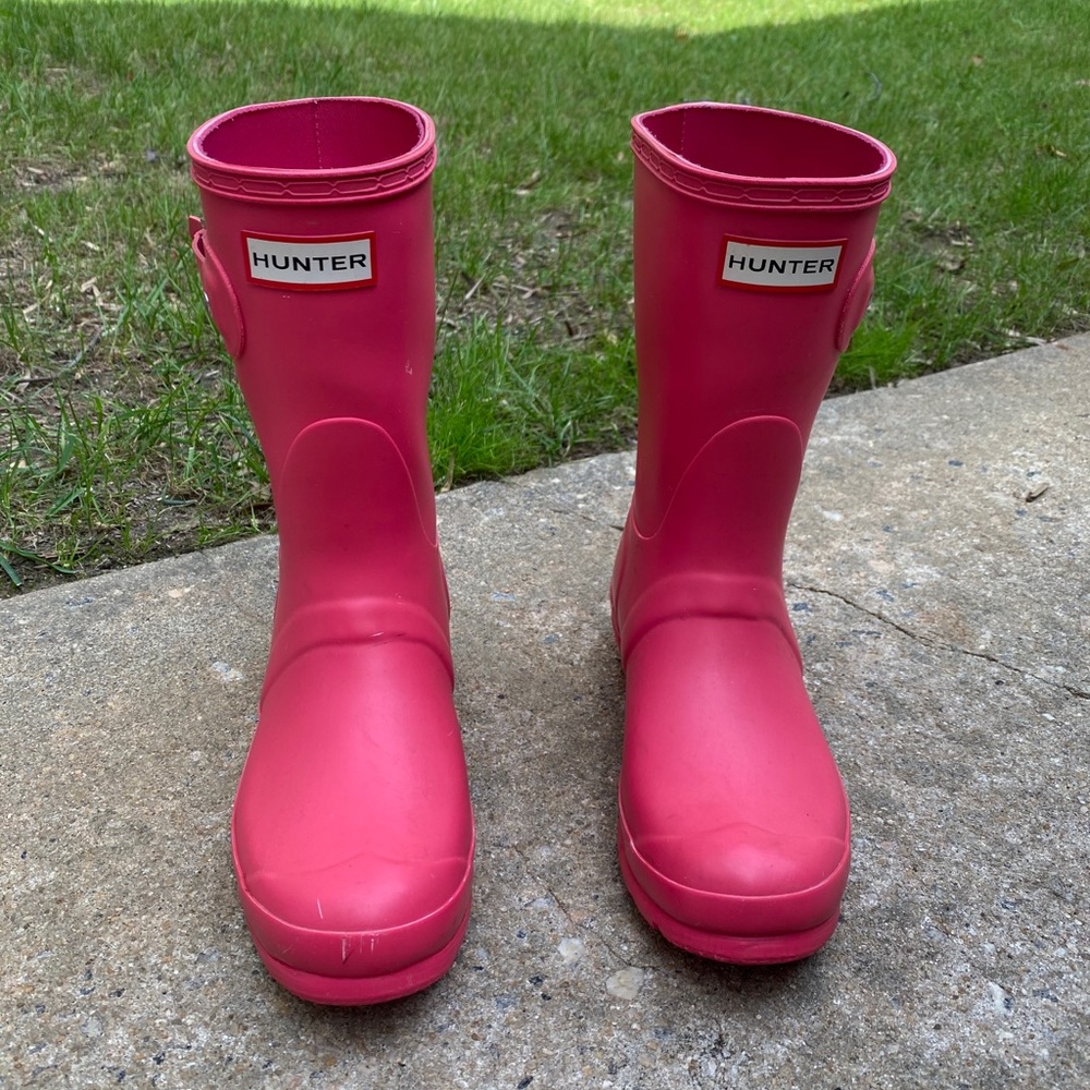 Hunter Rain Boots, Woman’s Original Short, size 6
